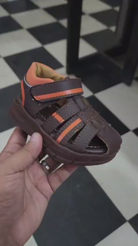 BOYS SANDAL KF10042-BROWN